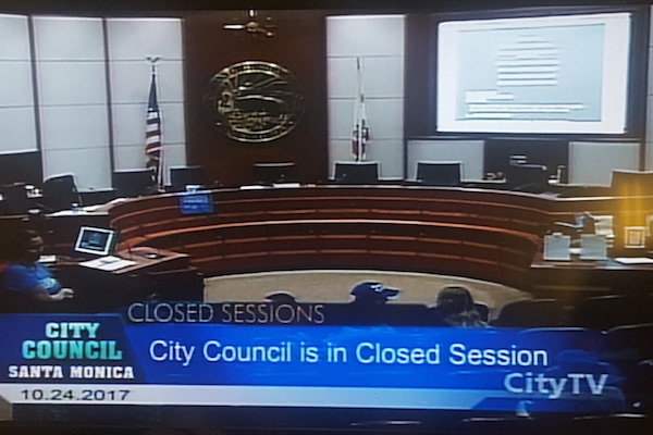 city council closed in session